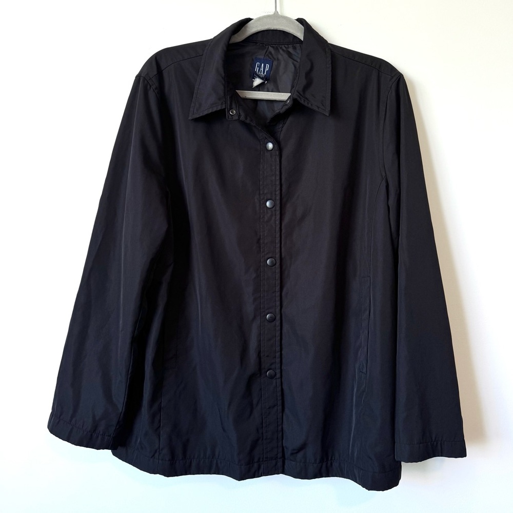 Gap Button Down Rain Shacket In Black - Size Xl - image 4